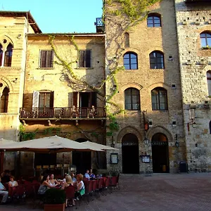 La Cisterna *** San Gimignano