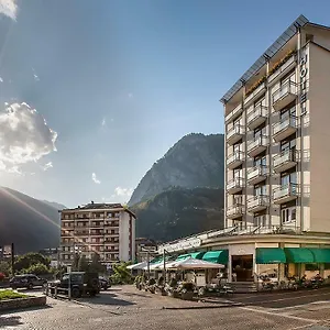 Conradi 3* Chiavenna